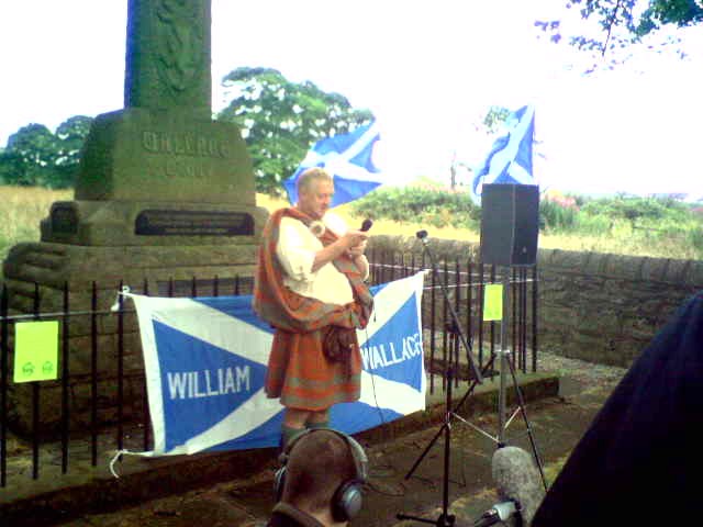 David at Robroyston just before commencing the Walk, 3rd August 2005